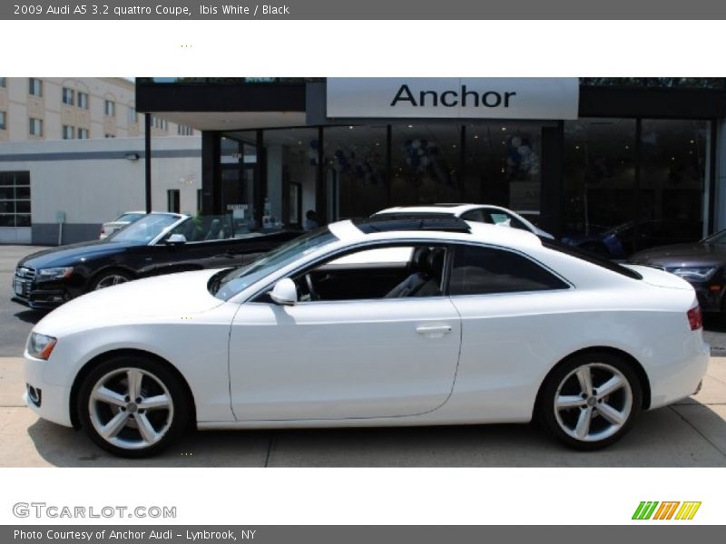 Ibis White / Black 2009 Audi A5 3.2 quattro Coupe