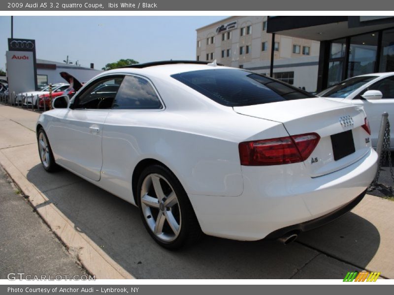 Ibis White / Black 2009 Audi A5 3.2 quattro Coupe