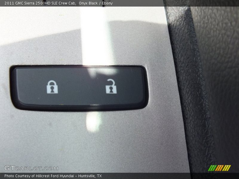 Onyx Black / Ebony 2011 GMC Sierra 2500HD SLE Crew Cab