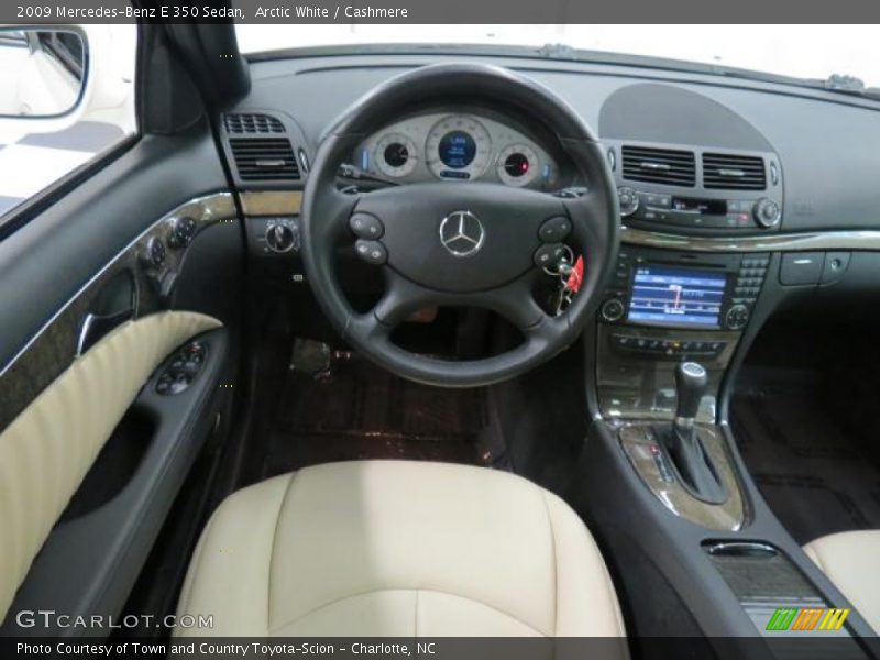 Arctic White / Cashmere 2009 Mercedes-Benz E 350 Sedan