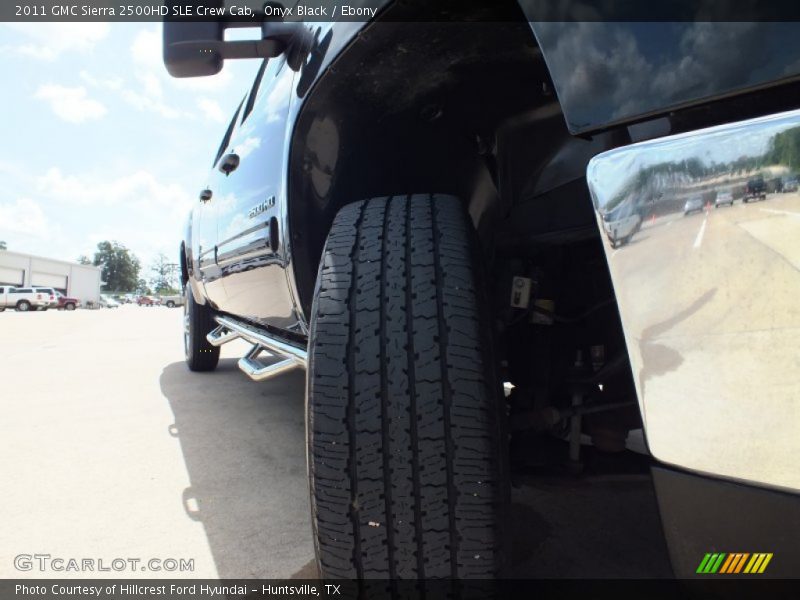 Onyx Black / Ebony 2011 GMC Sierra 2500HD SLE Crew Cab