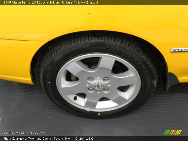 Sunburst Yellow / Charcoal 2006 Nissan Sentra 1.8 S Special Edition