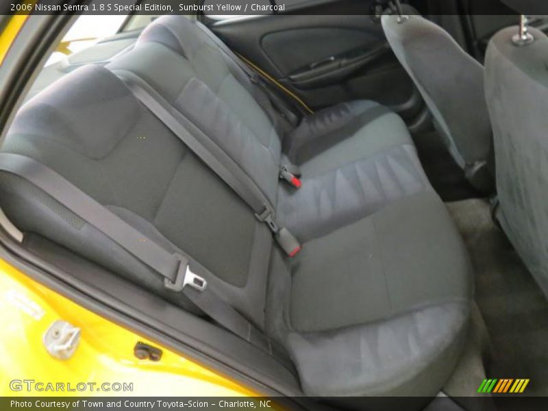 Sunburst Yellow / Charcoal 2006 Nissan Sentra 1.8 S Special Edition