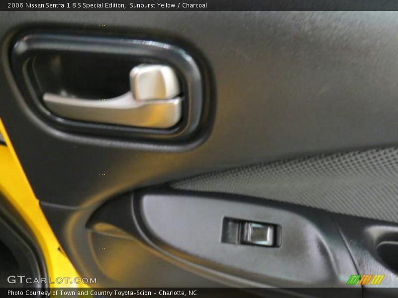 Sunburst Yellow / Charcoal 2006 Nissan Sentra 1.8 S Special Edition