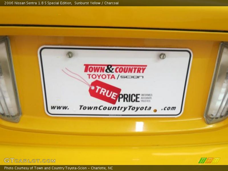 Sunburst Yellow / Charcoal 2006 Nissan Sentra 1.8 S Special Edition