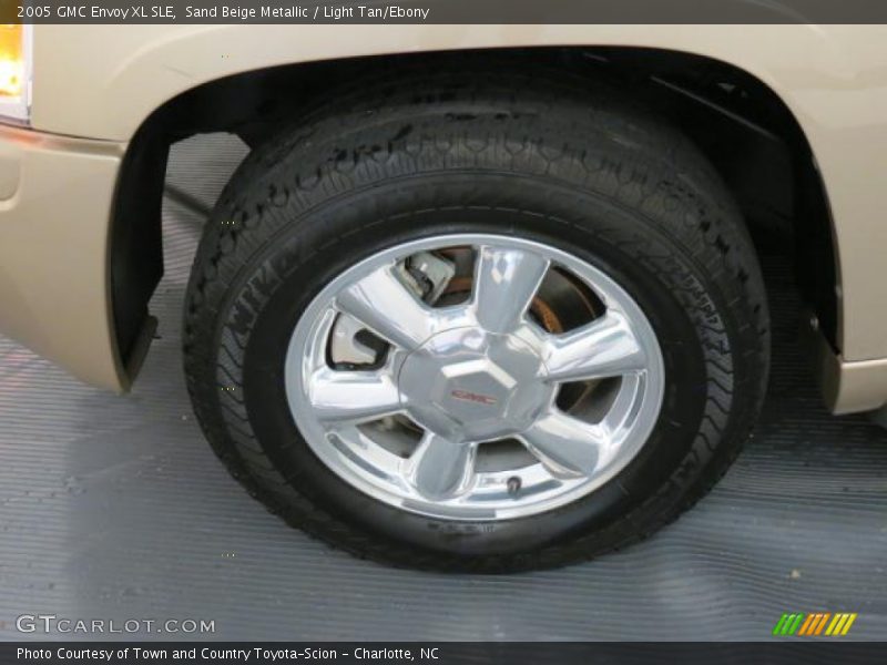 Sand Beige Metallic / Light Tan/Ebony 2005 GMC Envoy XL SLE
