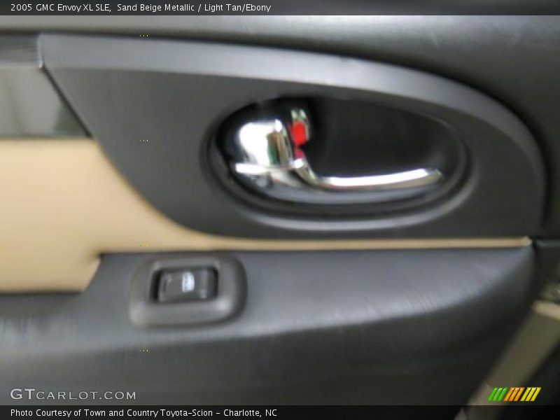 Sand Beige Metallic / Light Tan/Ebony 2005 GMC Envoy XL SLE