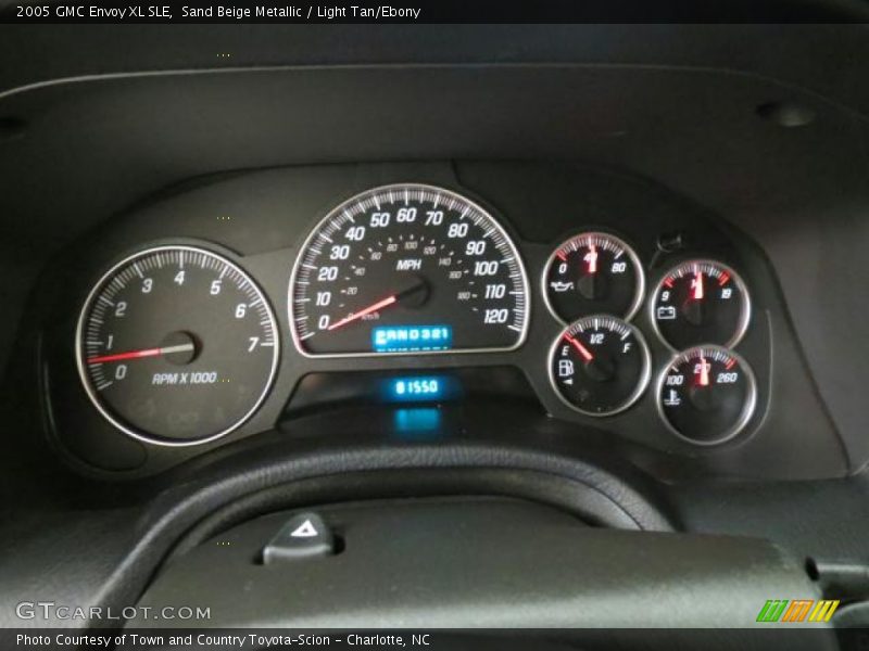 Sand Beige Metallic / Light Tan/Ebony 2005 GMC Envoy XL SLE