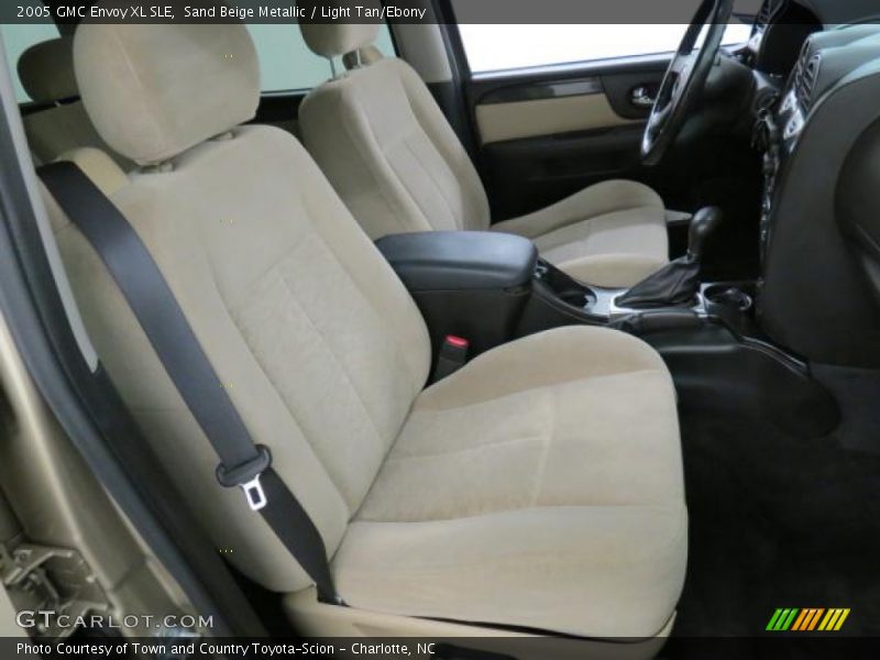 Sand Beige Metallic / Light Tan/Ebony 2005 GMC Envoy XL SLE