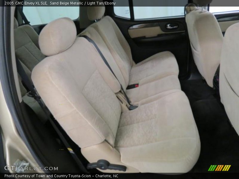 Sand Beige Metallic / Light Tan/Ebony 2005 GMC Envoy XL SLE