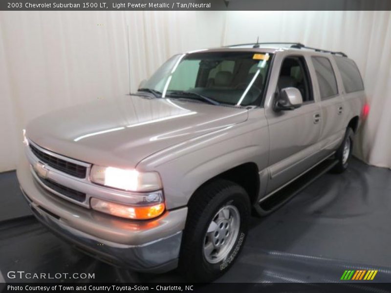 Light Pewter Metallic / Tan/Neutral 2003 Chevrolet Suburban 1500 LT