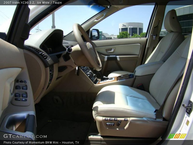 Ice White / Taupe 2007 Volvo XC90 3.2