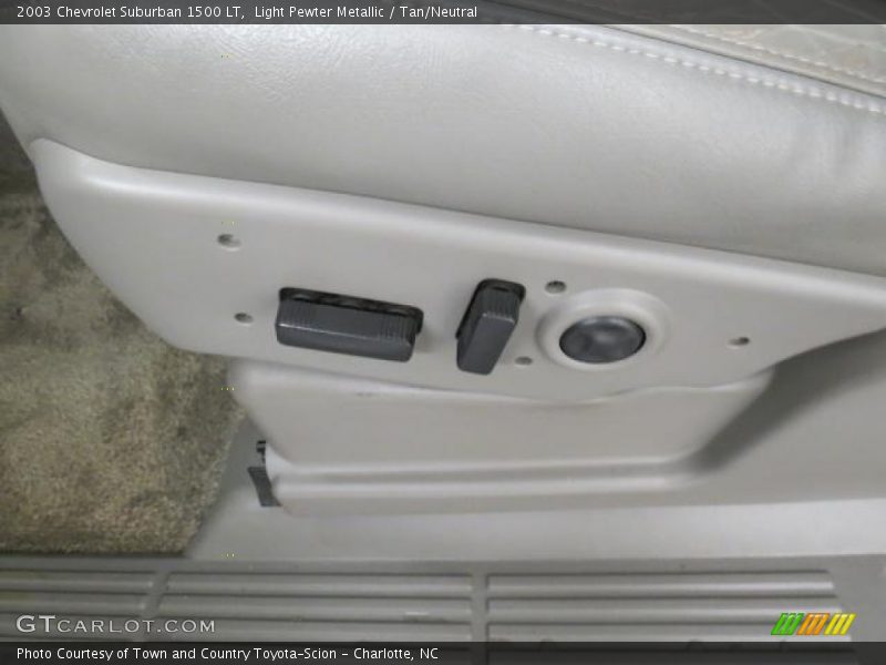 Light Pewter Metallic / Tan/Neutral 2003 Chevrolet Suburban 1500 LT