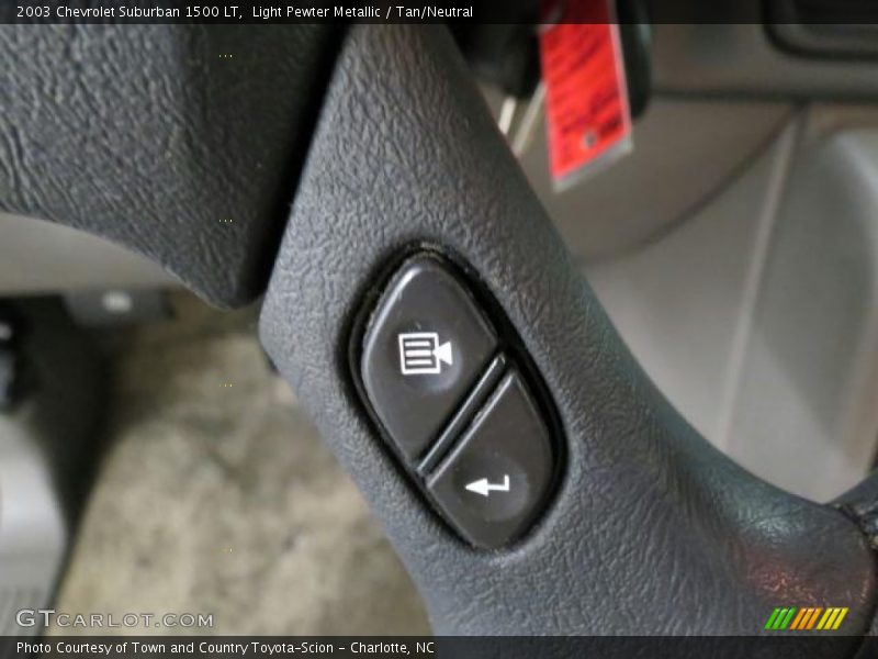 Light Pewter Metallic / Tan/Neutral 2003 Chevrolet Suburban 1500 LT