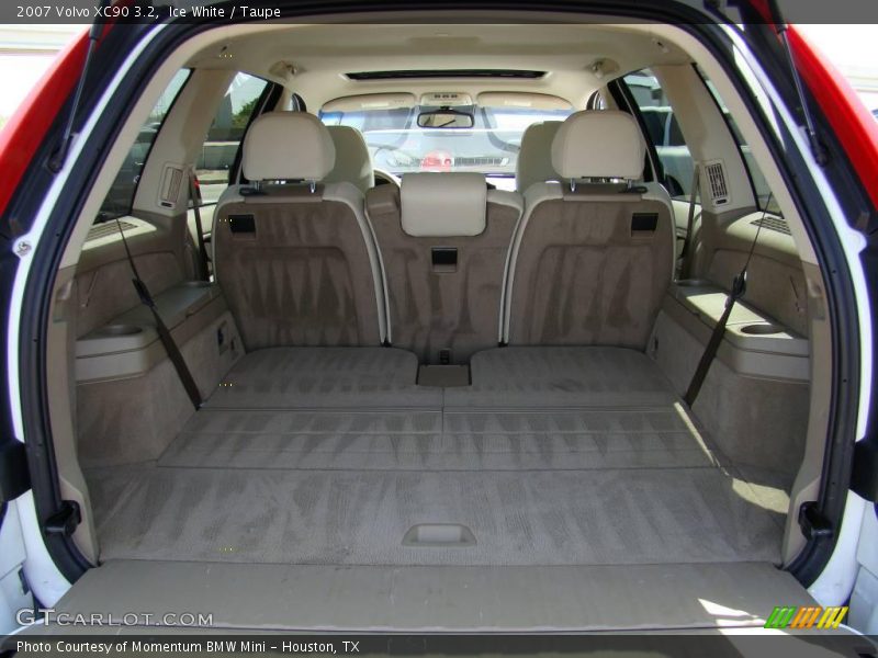 Ice White / Taupe 2007 Volvo XC90 3.2