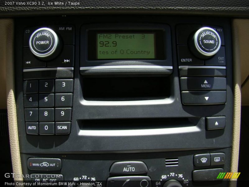 Ice White / Taupe 2007 Volvo XC90 3.2