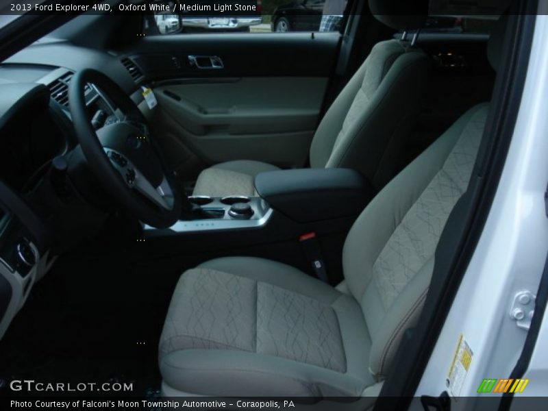 Oxford White / Medium Light Stone 2013 Ford Explorer 4WD