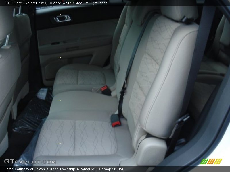  2013 Explorer 4WD Medium Light Stone Interior