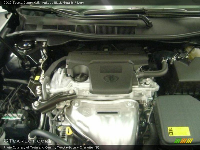Attitude Black Metallic / Ivory 2012 Toyota Camry XLE