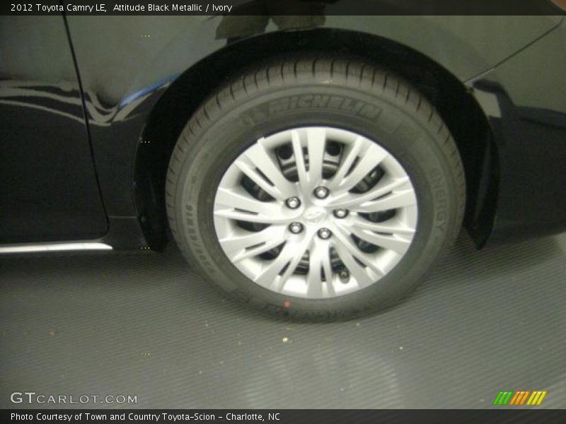 Attitude Black Metallic / Ivory 2012 Toyota Camry LE