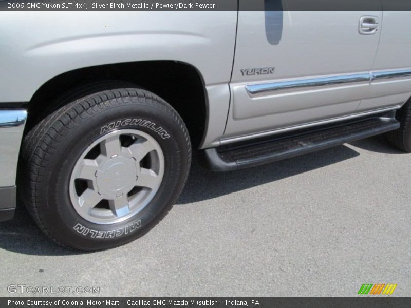 Silver Birch Metallic / Pewter/Dark Pewter 2006 GMC Yukon SLT 4x4