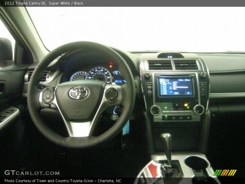 Super White / Black 2012 Toyota Camry SE