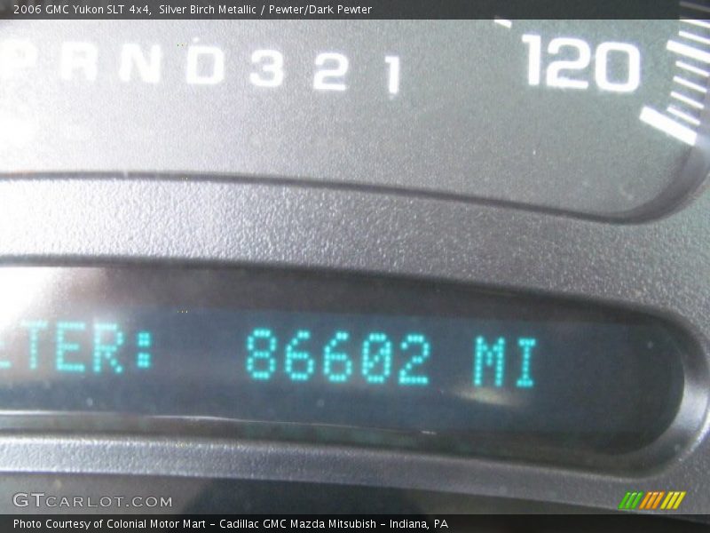 Silver Birch Metallic / Pewter/Dark Pewter 2006 GMC Yukon SLT 4x4