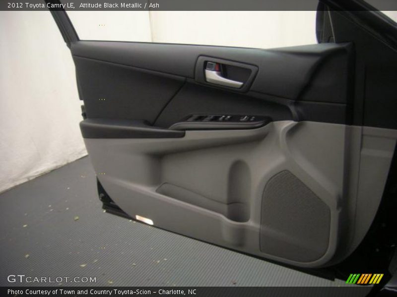 Attitude Black Metallic / Ash 2012 Toyota Camry LE