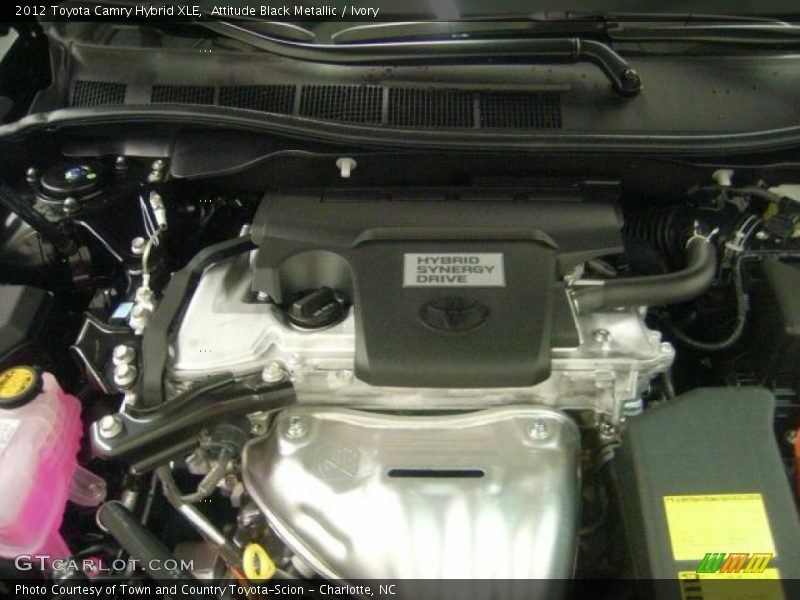 Attitude Black Metallic / Ivory 2012 Toyota Camry Hybrid XLE