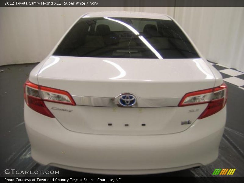 Super White / Ivory 2012 Toyota Camry Hybrid XLE