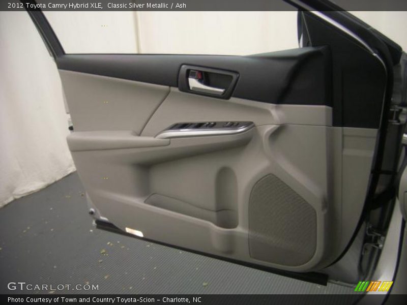 Classic Silver Metallic / Ash 2012 Toyota Camry Hybrid XLE
