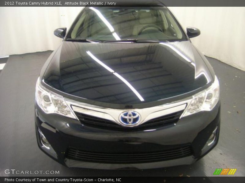 Attitude Black Metallic / Ivory 2012 Toyota Camry Hybrid XLE