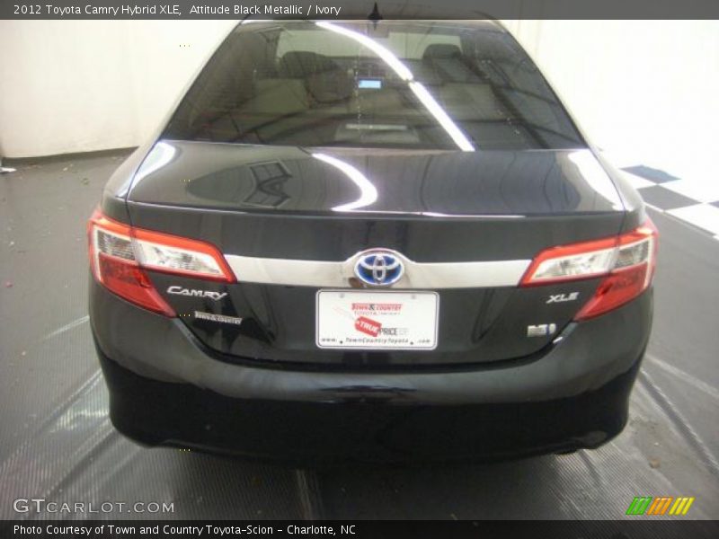 Attitude Black Metallic / Ivory 2012 Toyota Camry Hybrid XLE