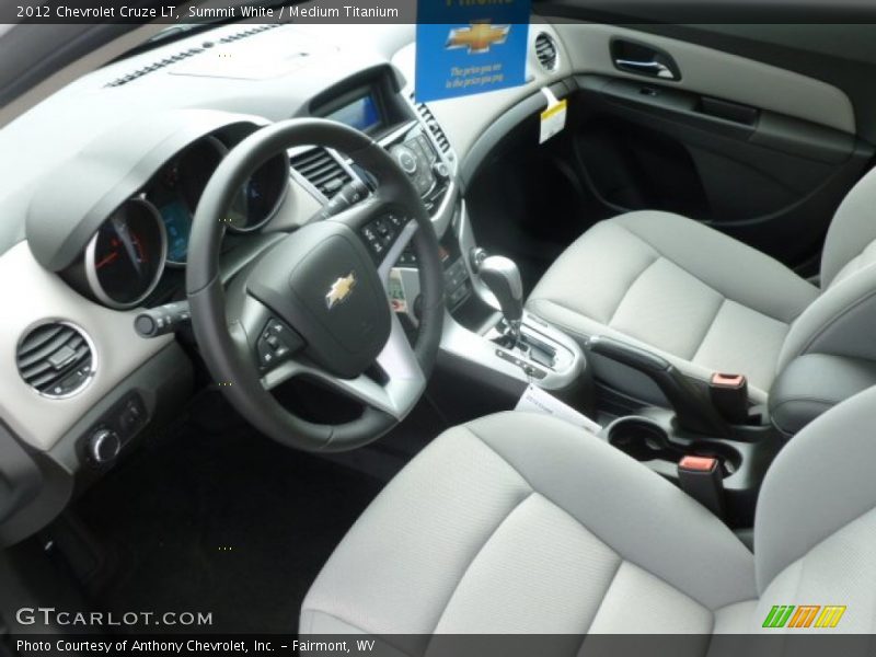 Summit White / Medium Titanium 2012 Chevrolet Cruze LT