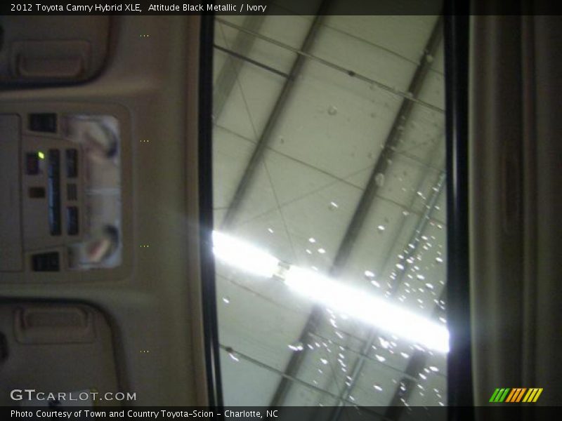 Attitude Black Metallic / Ivory 2012 Toyota Camry Hybrid XLE