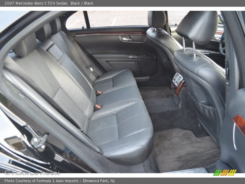 Black / Black 2007 Mercedes-Benz S 550 Sedan