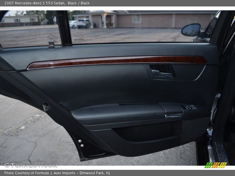 Black / Black 2007 Mercedes-Benz S 550 Sedan