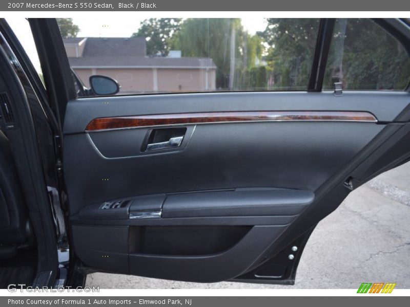 Black / Black 2007 Mercedes-Benz S 550 Sedan