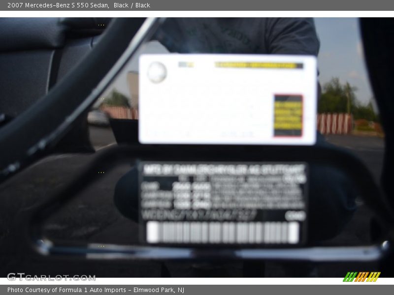 Black / Black 2007 Mercedes-Benz S 550 Sedan