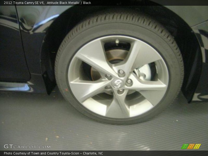 Attitude Black Metallic / Black 2012 Toyota Camry SE V6