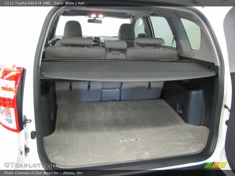 Super White / Ash 2011 Toyota RAV4 I4 4WD