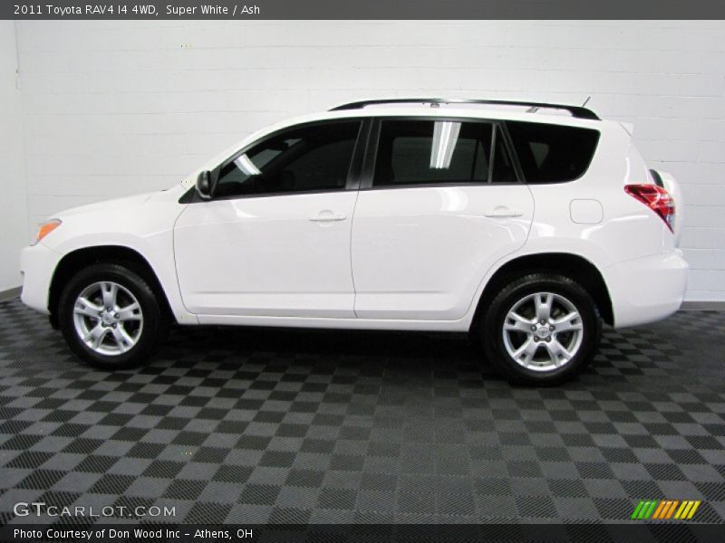Super White / Ash 2011 Toyota RAV4 I4 4WD