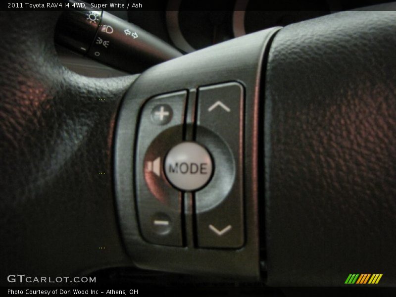 Super White / Ash 2011 Toyota RAV4 I4 4WD