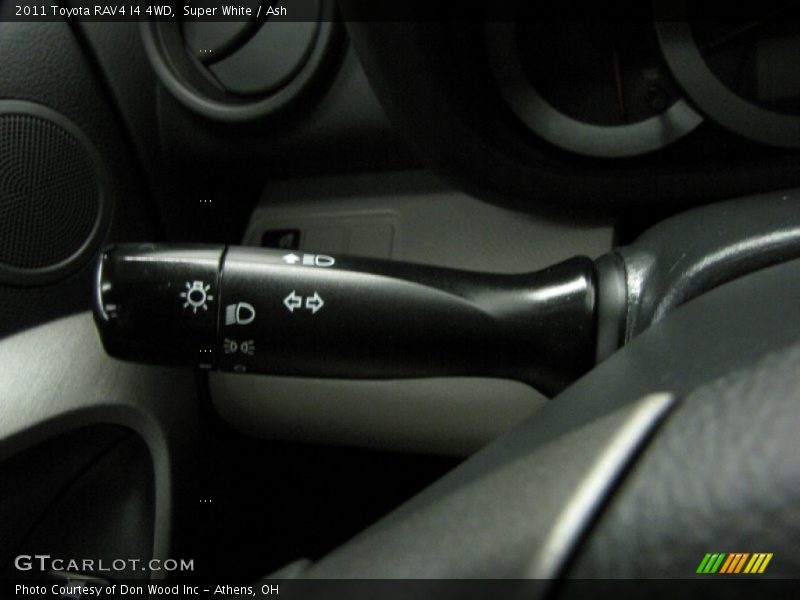 Super White / Ash 2011 Toyota RAV4 I4 4WD