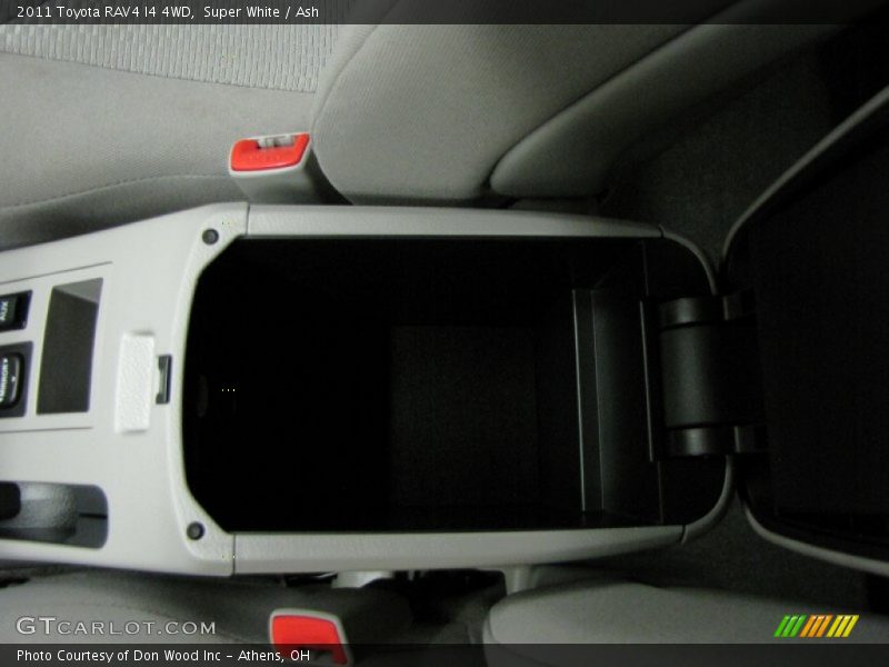 Super White / Ash 2011 Toyota RAV4 I4 4WD
