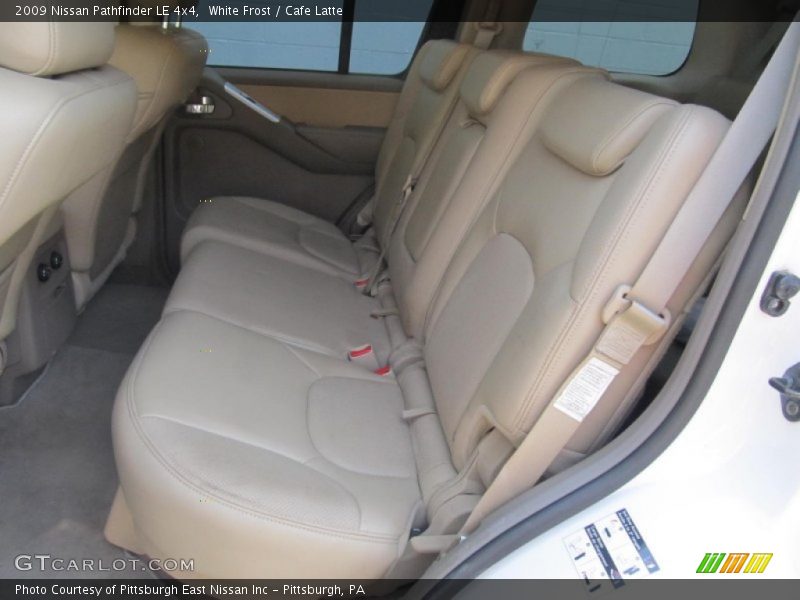 White Frost / Cafe Latte 2009 Nissan Pathfinder LE 4x4