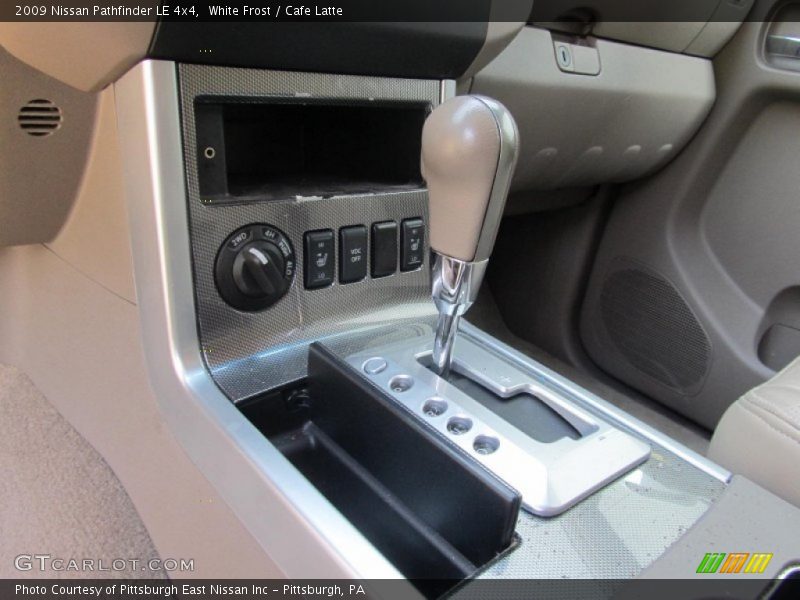 White Frost / Cafe Latte 2009 Nissan Pathfinder LE 4x4
