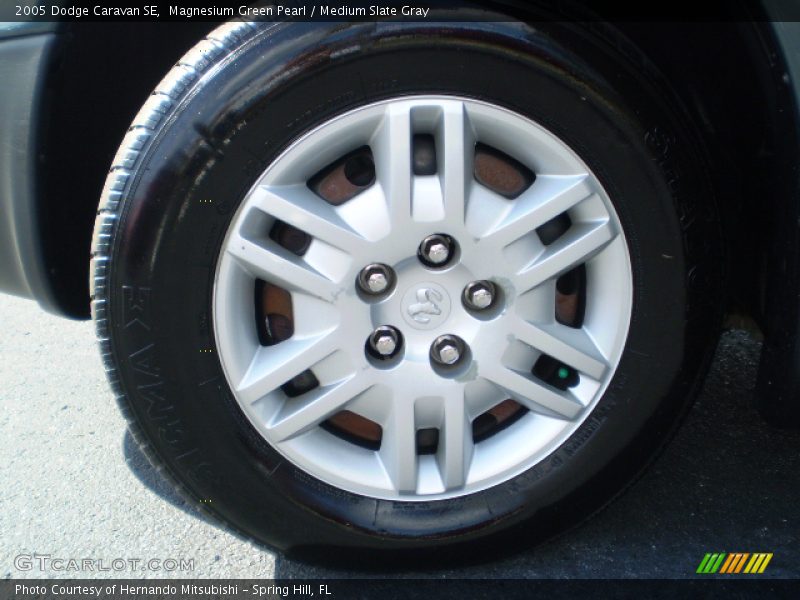 Magnesium Green Pearl / Medium Slate Gray 2005 Dodge Caravan SE