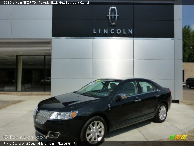 Tuxedo Black Metallic / Light Camel 2010 Lincoln MKZ FWD