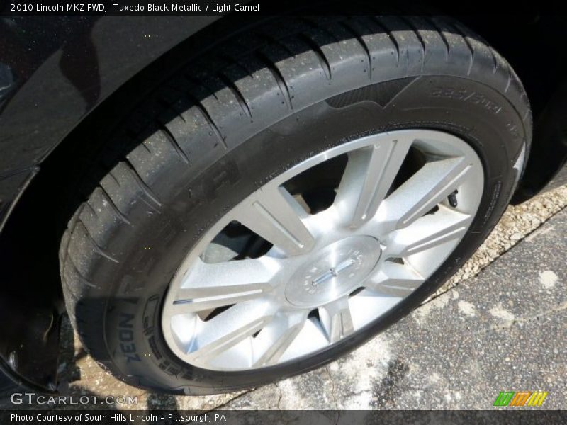Tuxedo Black Metallic / Light Camel 2010 Lincoln MKZ FWD